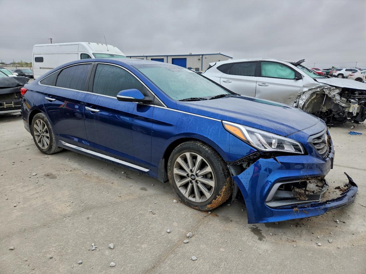 Hyundai SONATA Sport Image 4