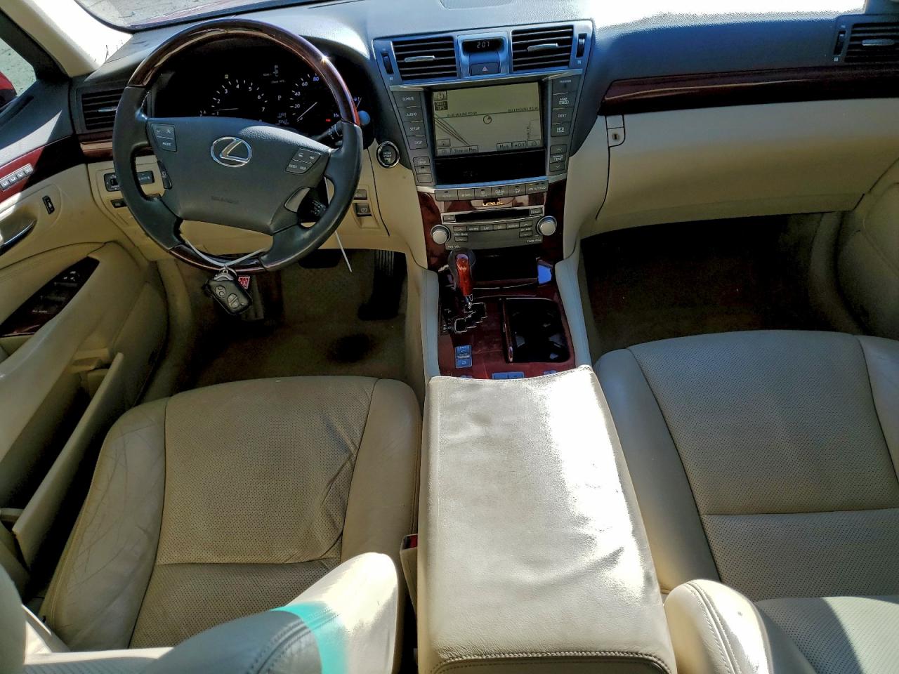 Lexus LS 460 Image 7