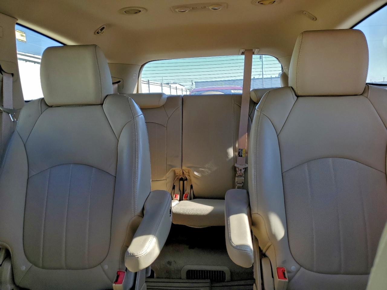 Buick Enclave Image 10