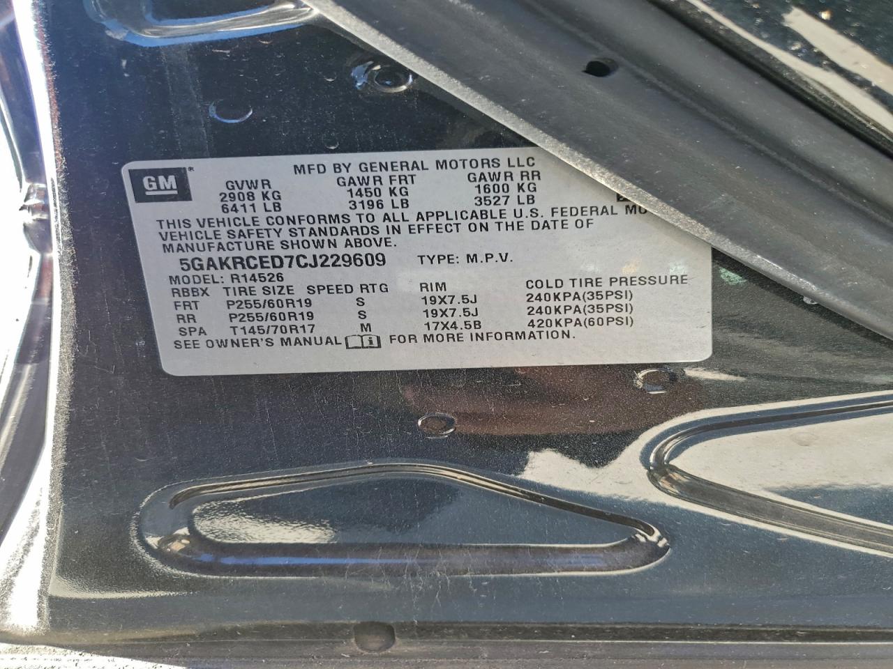 Buick Enclave Image 11