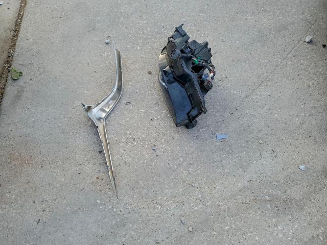 Tesla Model 3 Image 13