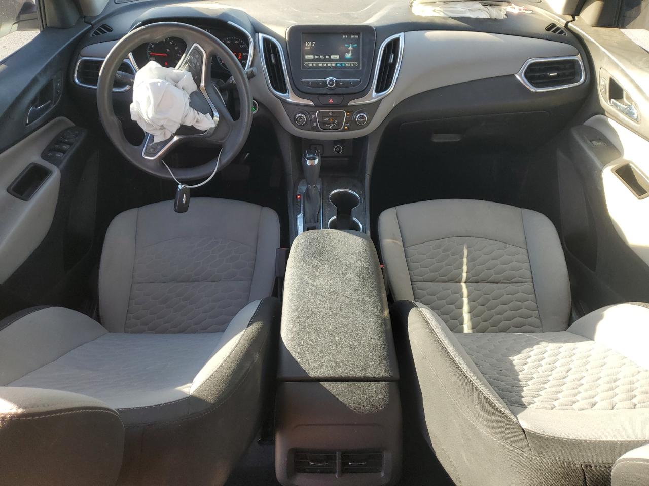 Chevrolet Equinox Ls Image 8