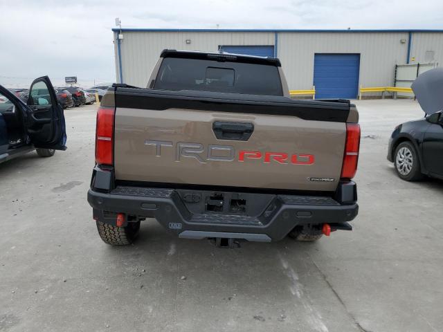 Toyota Tacoma Double Cab Image 5