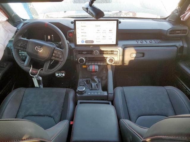 Toyota Tacoma Double Cab Image 4