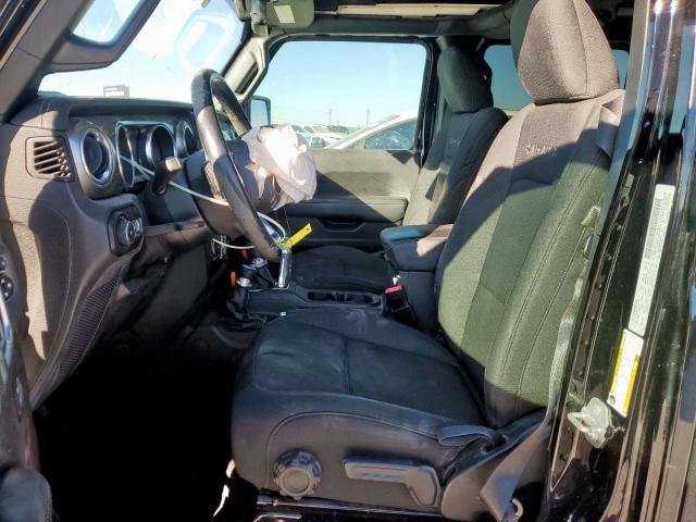 Jeep Wrangler Sahara Image 3