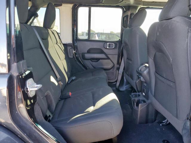 Jeep Wrangler Sahara Image 12