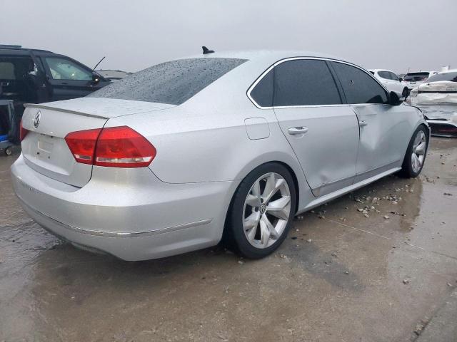 Volkswagen Passat Sel Image 4