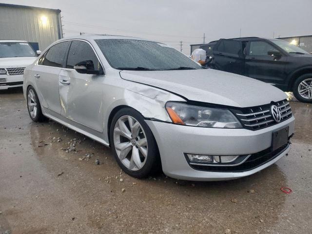Volkswagen Passat Sel Image 3