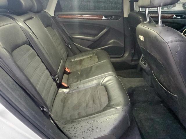 Volkswagen Passat Sel Image 9
