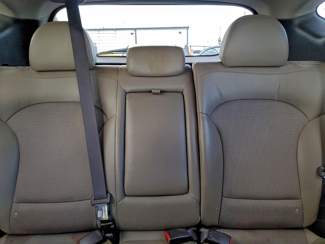 Hyundai TUCSON Limited Image 4