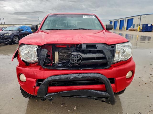 Toyota Tacoma Double Cab Prerunner Image 3