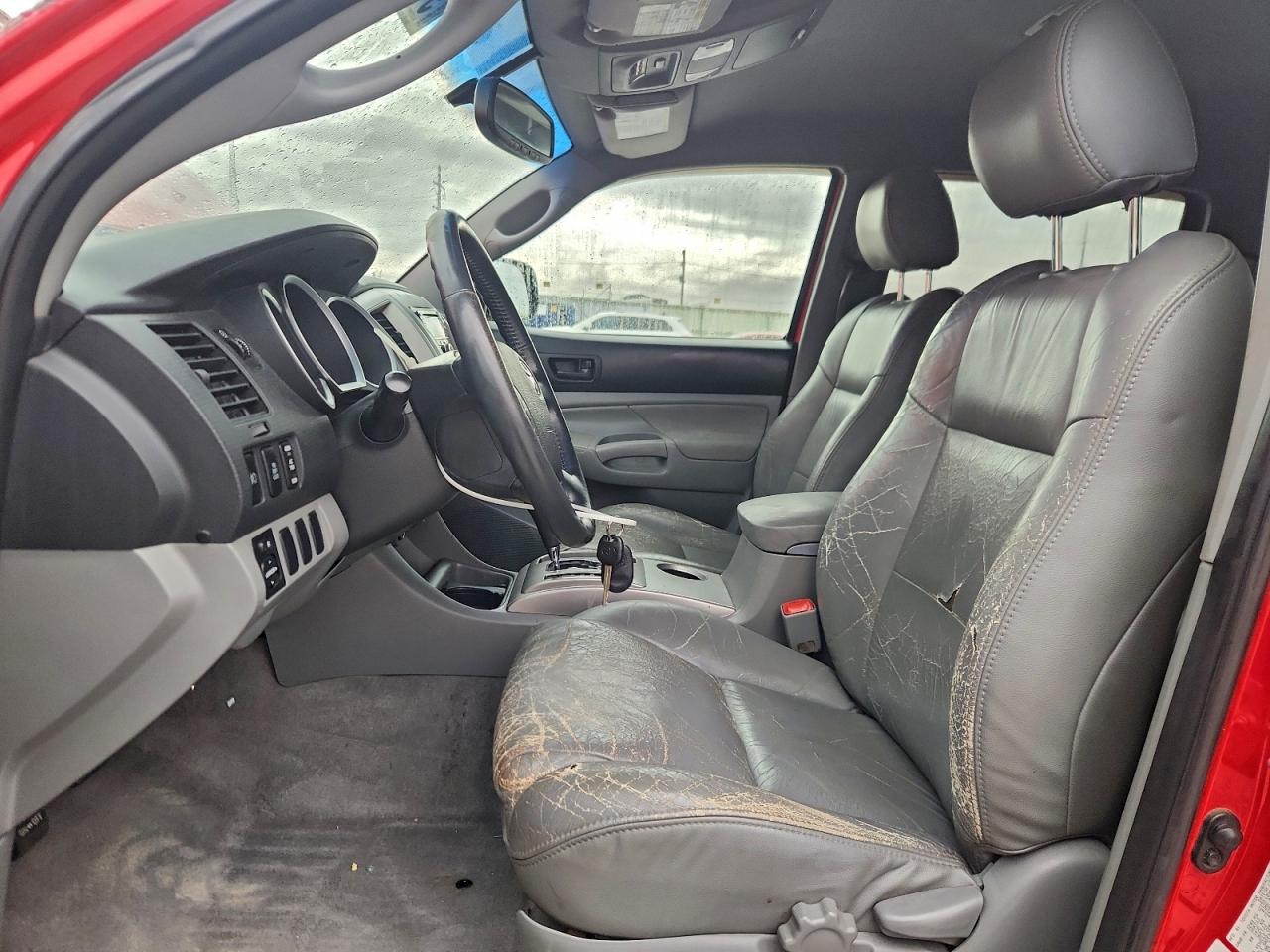 Toyota Tacoma Double Cab Prerunner Image 5