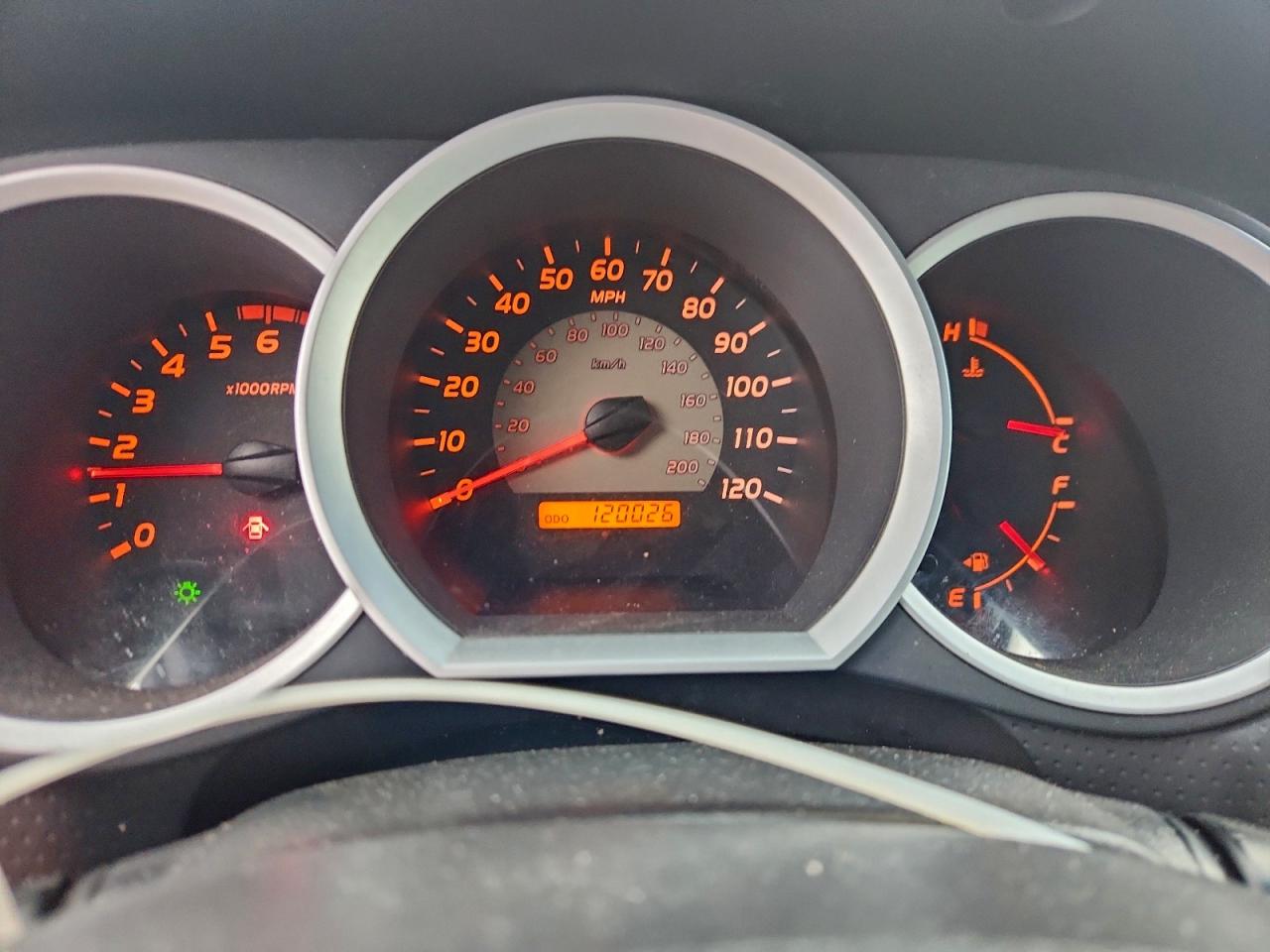 Toyota Tacoma Double Cab Prerunner Image 4