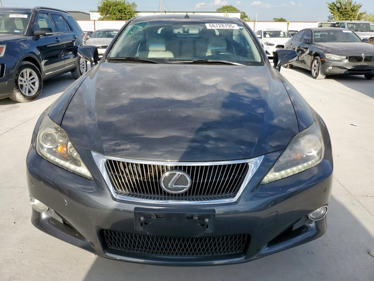 Lexus Is 250 Image 9