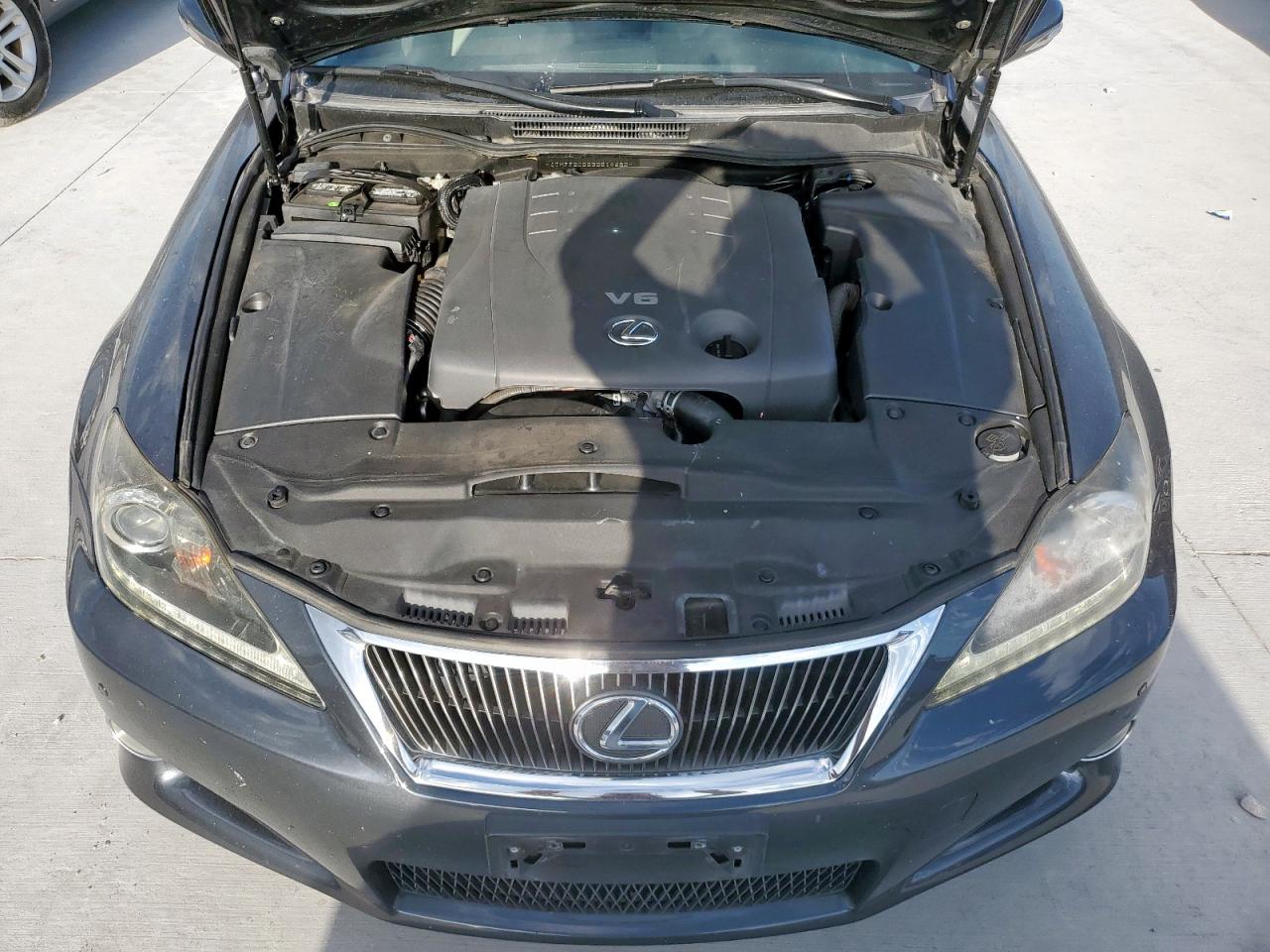 Lexus Is 250 Image 12