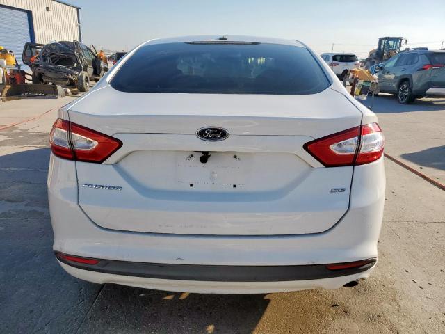 Ford Fusion Se Image 8