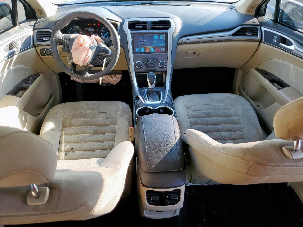 Ford Fusion Se Image 4