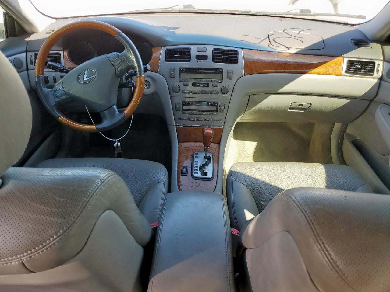 Lexus Es 330 Image 2