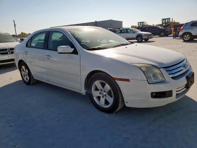 Ford Fusion Se Image 2