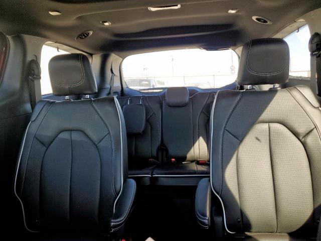 Chrysler Pacifica Limited Image 13