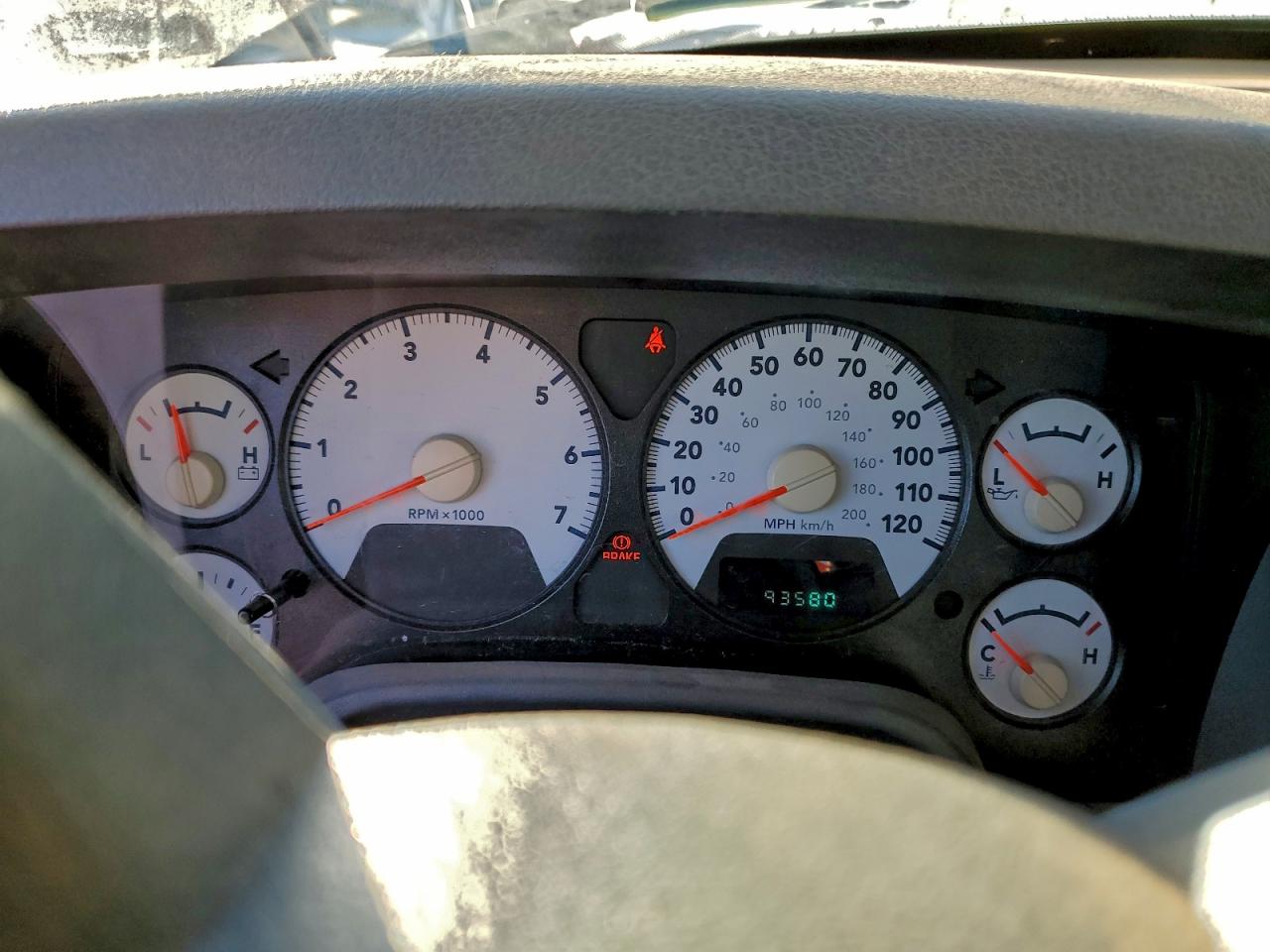 Dodge Ram 3500 St Image 10