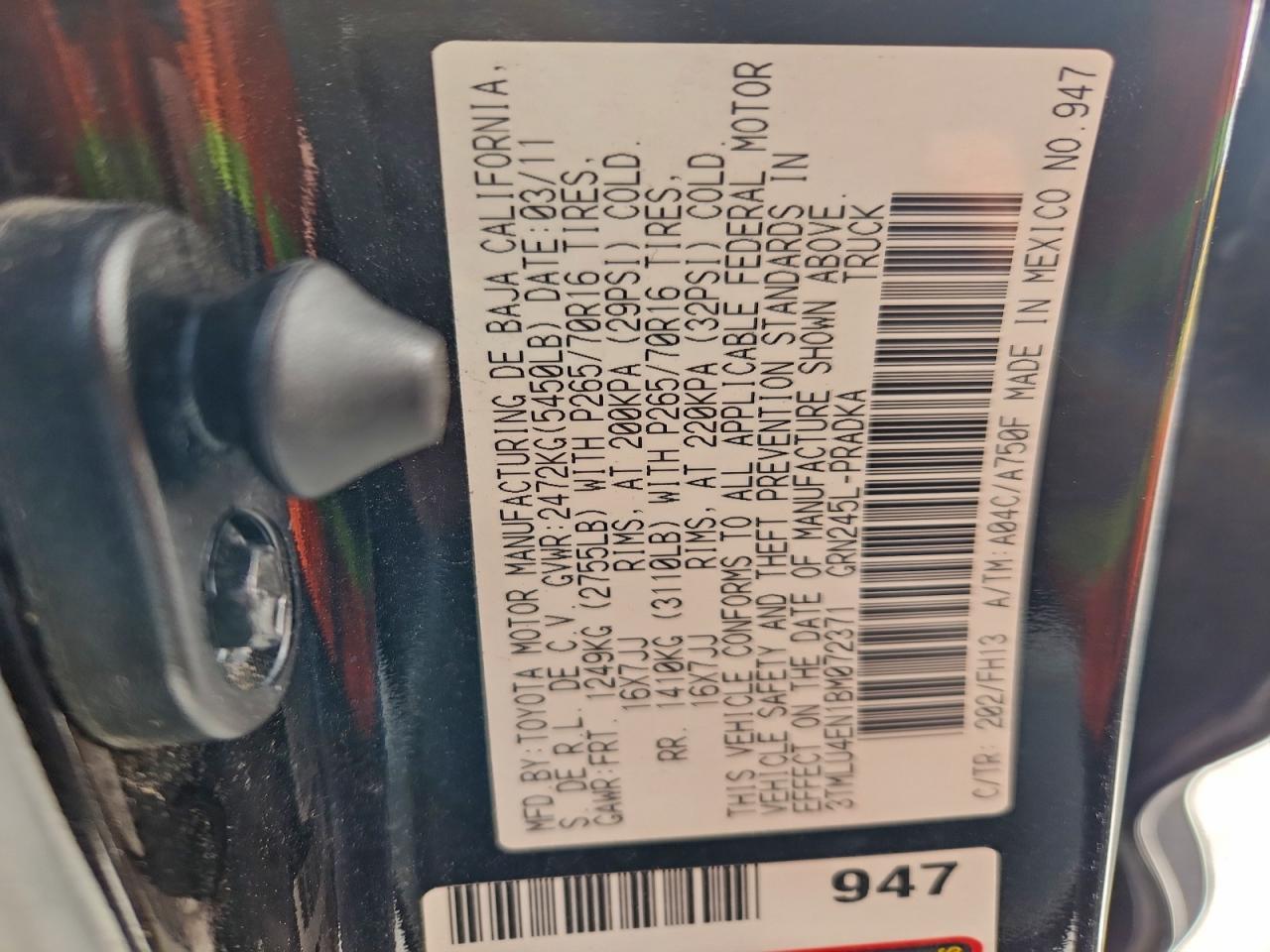 Toyota Tacoma Double Cab Image 8