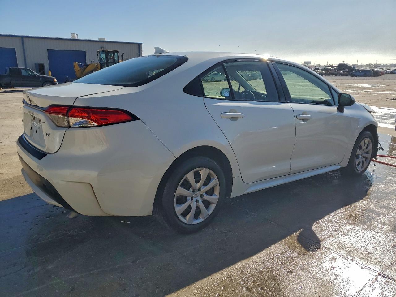 Toyota Corolla Le Image 4