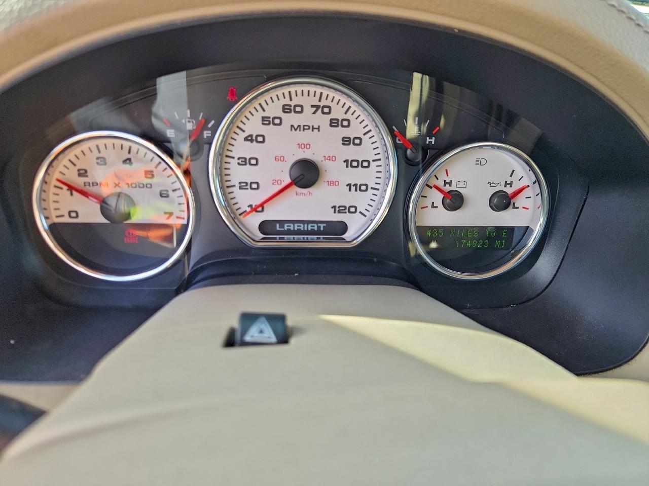 Ford F-150 Supercrew Image 11