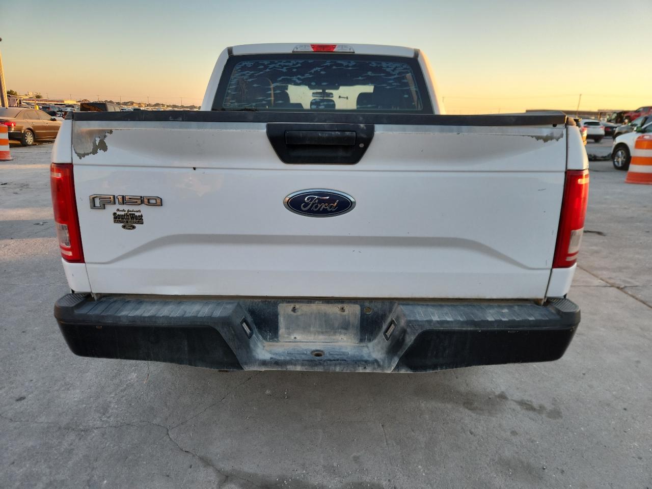 Ford F-150 Supercrew Image 10