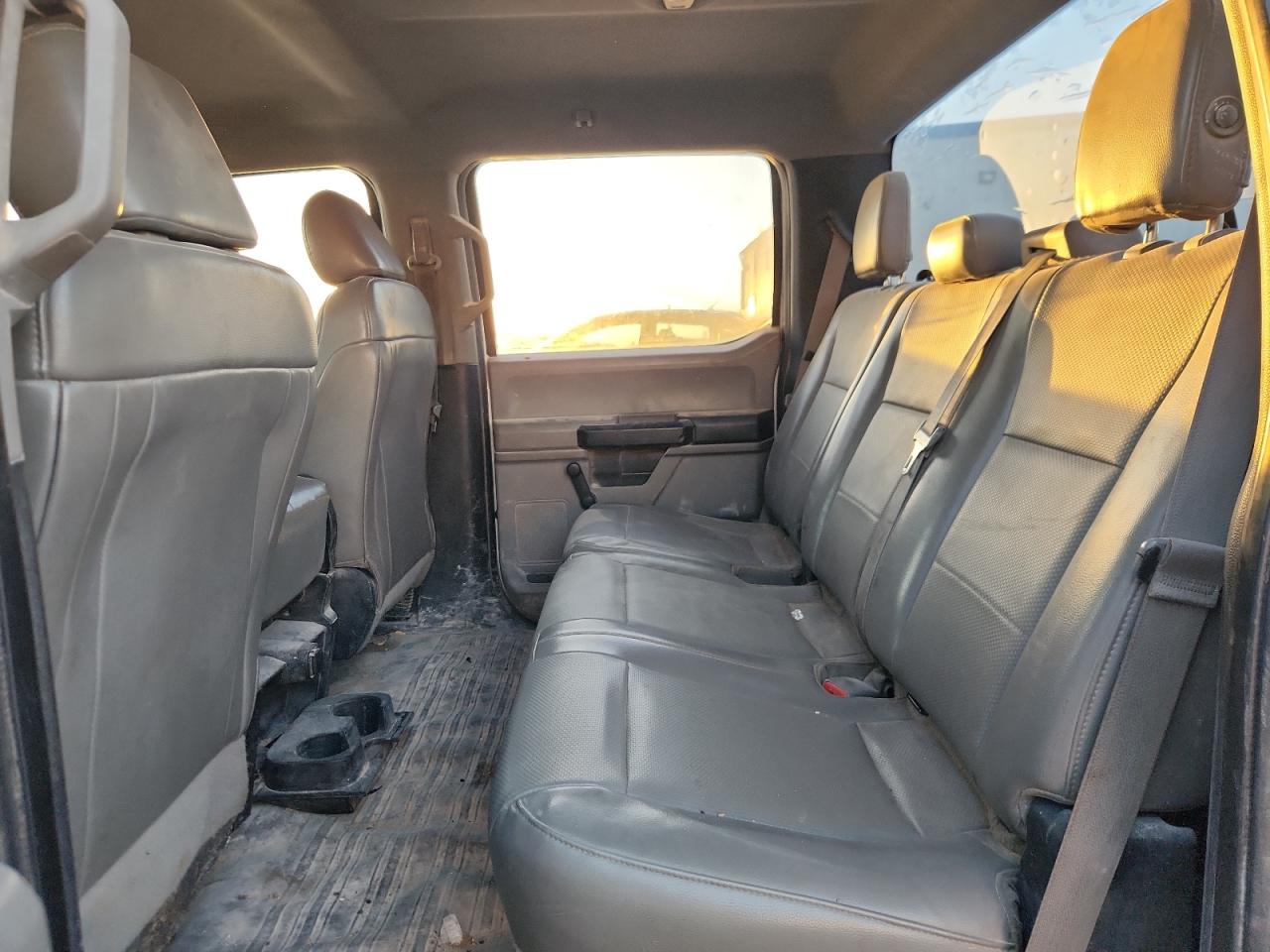 Ford F-150 Supercrew Image 12