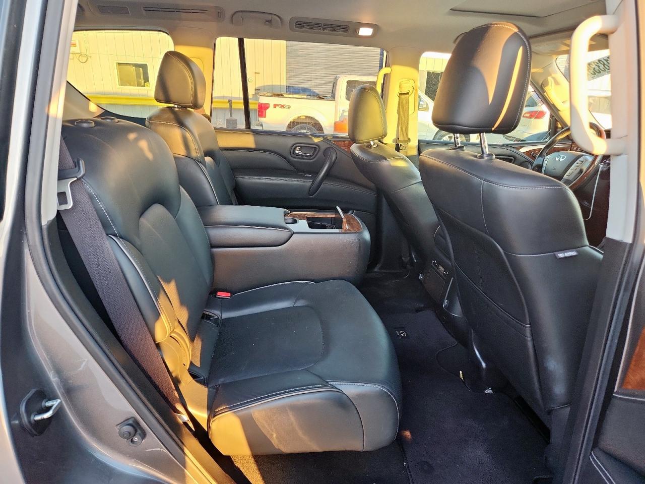 INFINITI Qx Luxe Image 13
