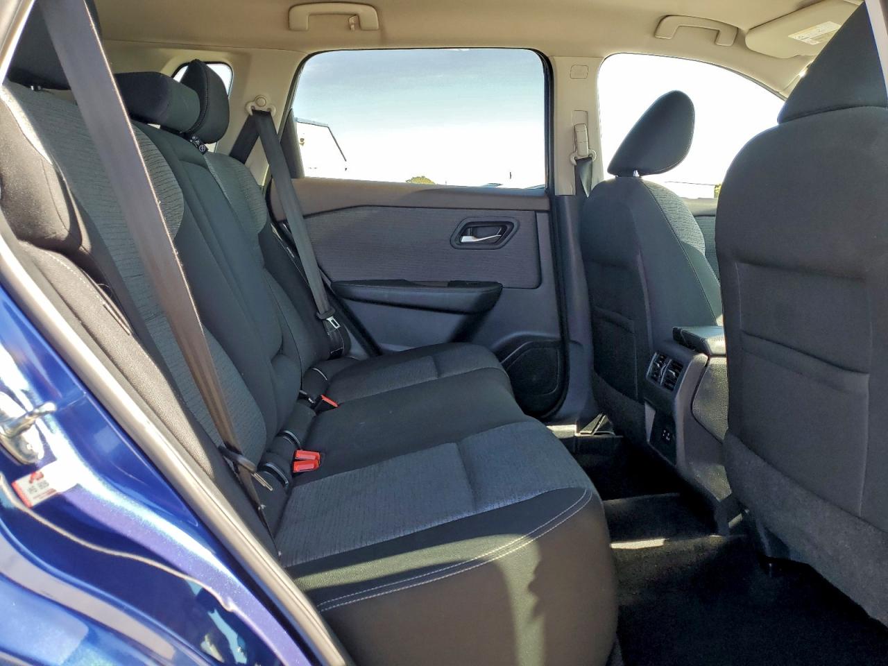 Nissan Rogue Sv Image 9