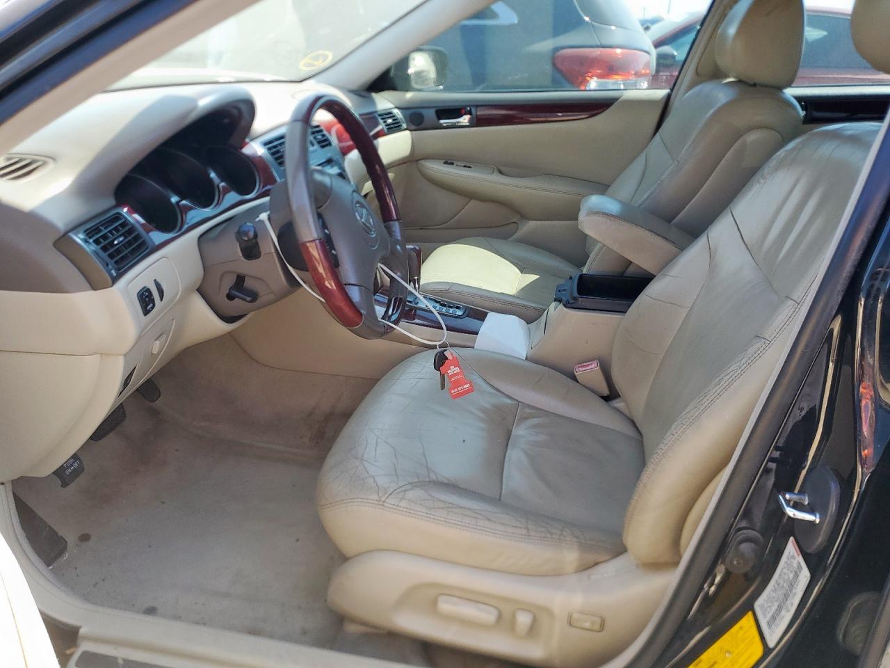 Lexus Es 300 Image 9