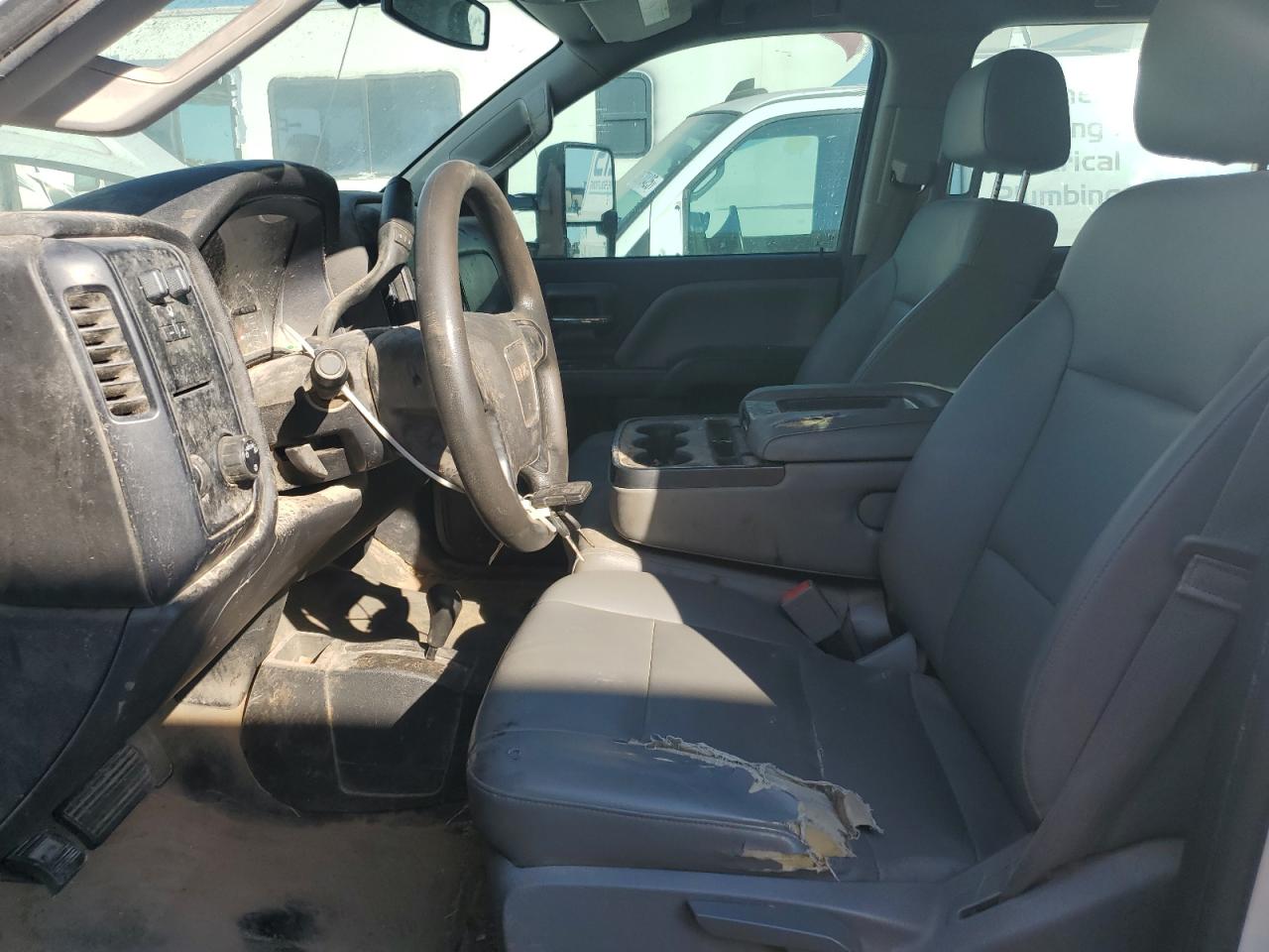 GMC Sierra K3500 Image 5