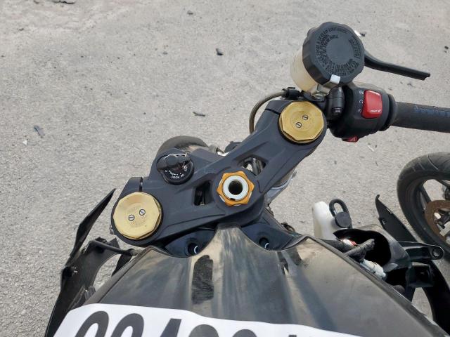 Suzuki Gsxr1000 R Image 8