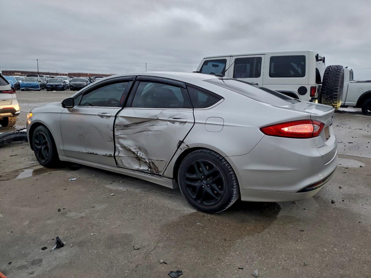 Ford Fusion Se Image 12