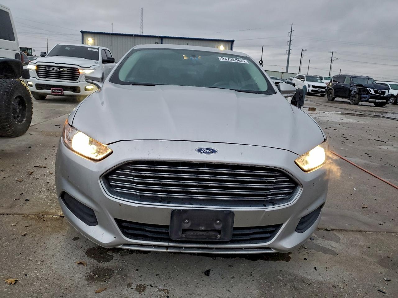 Ford Fusion Se Image 2