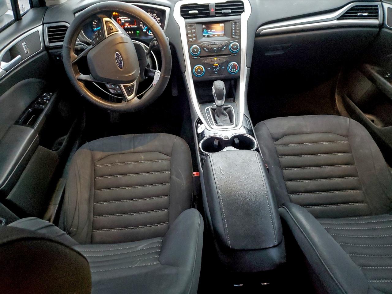 Ford Fusion Se Image 9