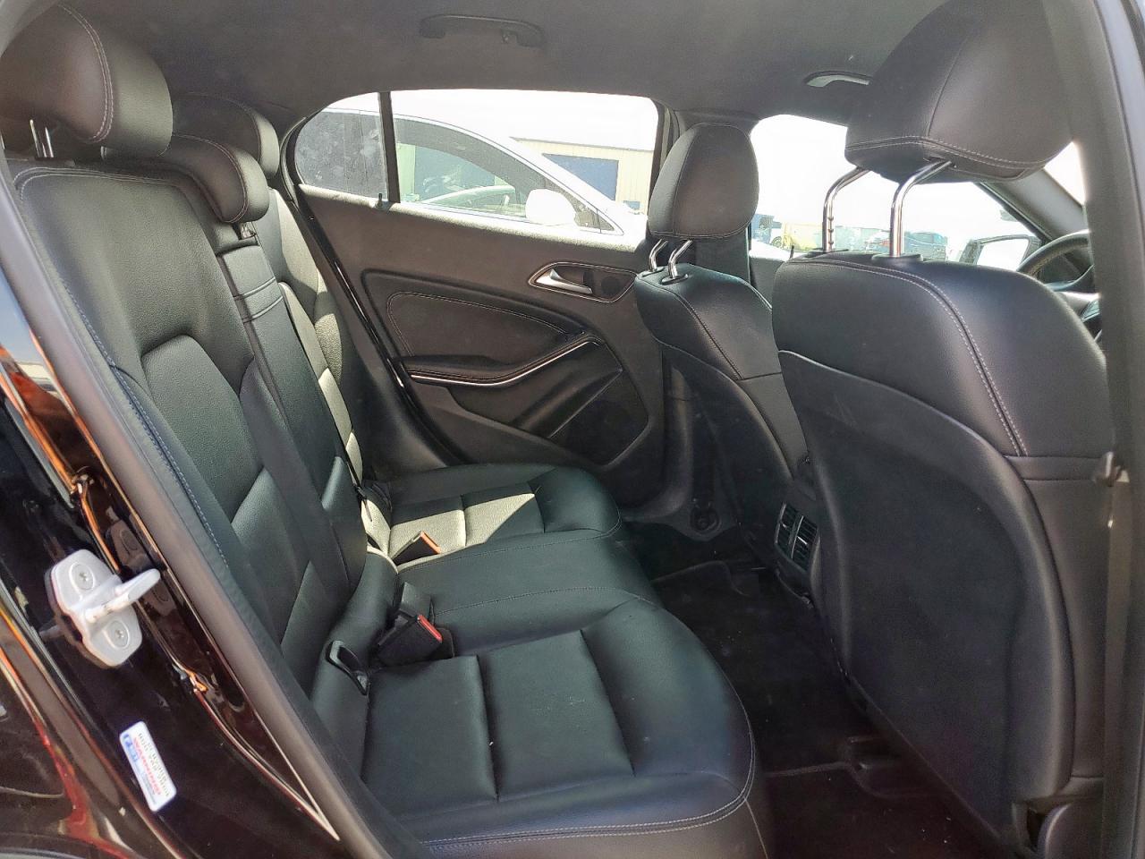 Mercedes-Benz GLA 250 Image 5