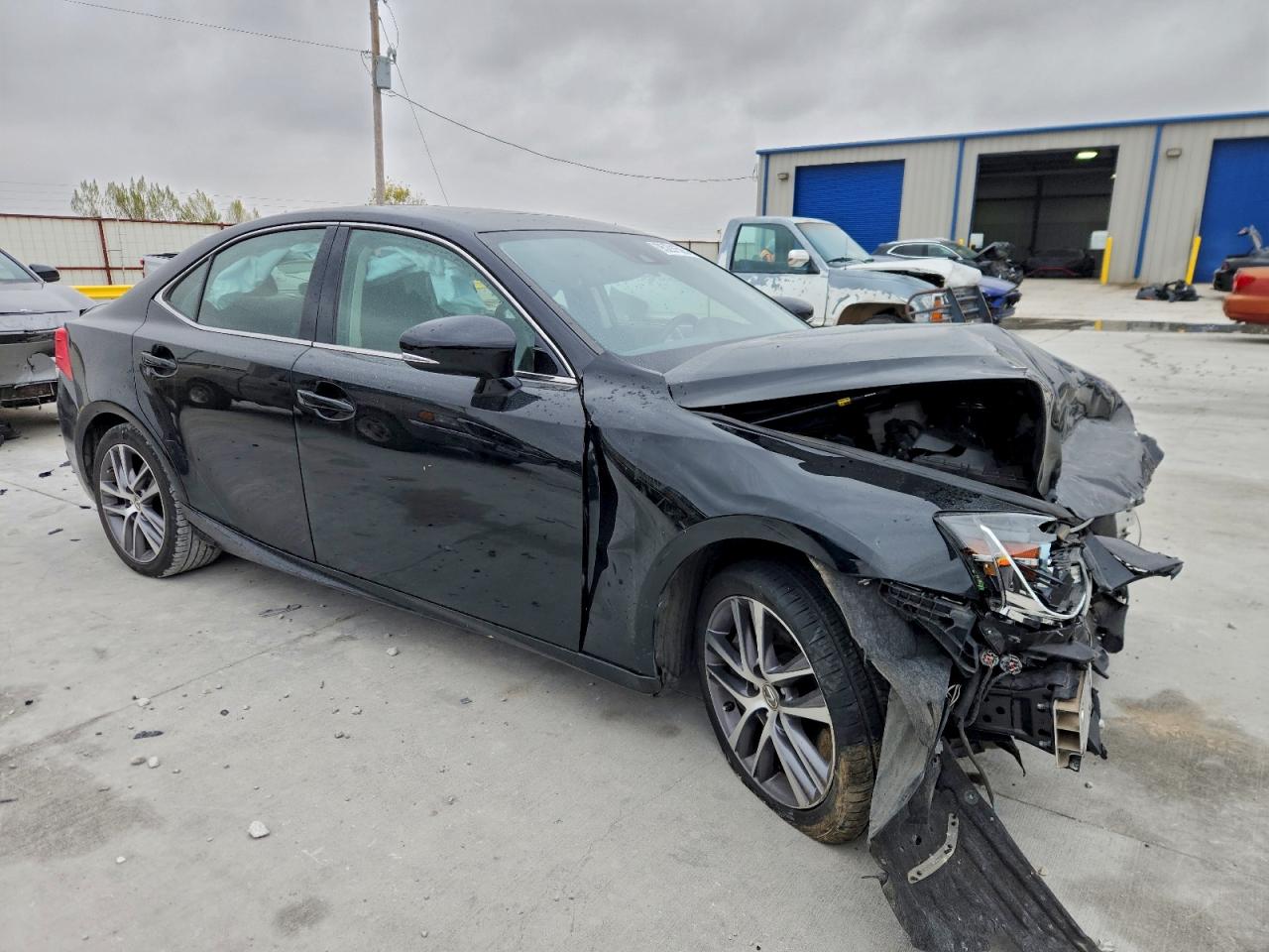 Lexus Is 300 Image 10