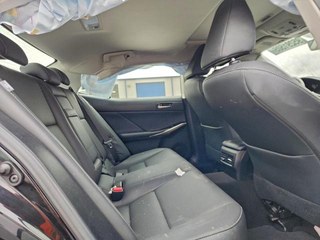 Lexus Is 300 Image 13