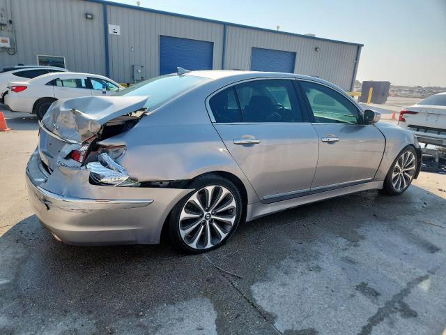 Hyundai Genesis 5.0l Image 3