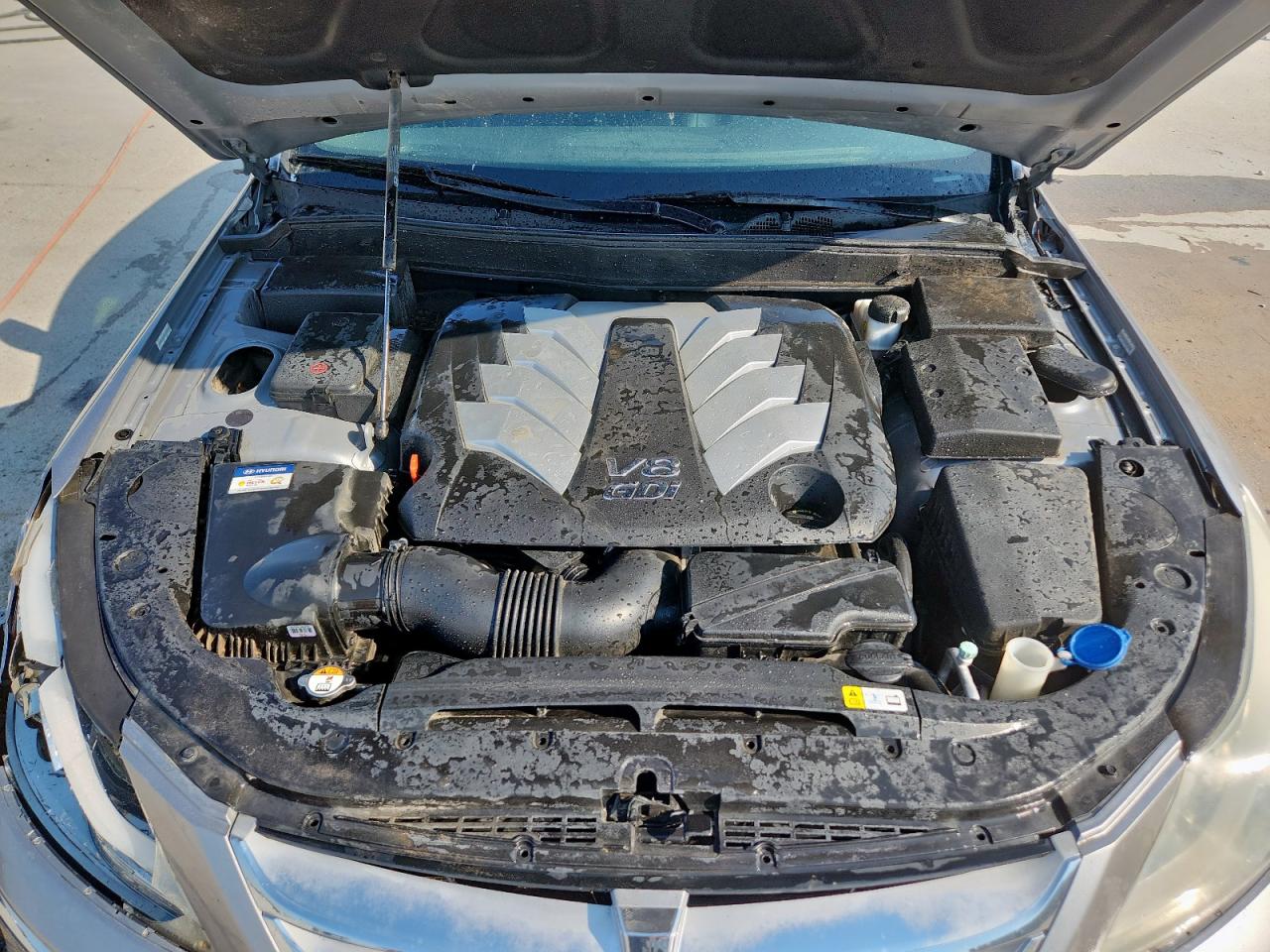 Hyundai Genesis 5.0l Image 8