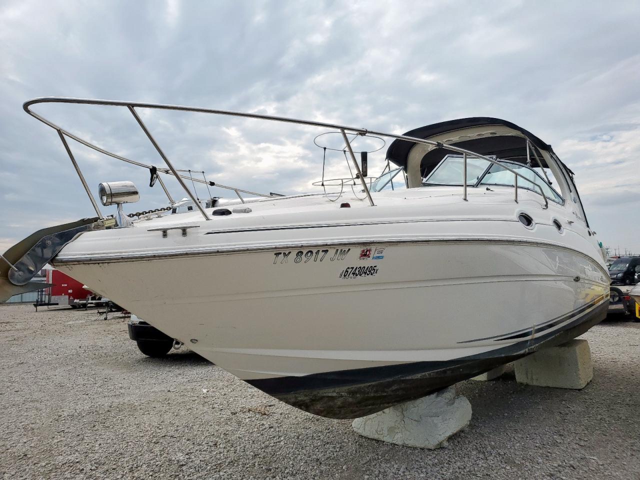 Sea Ray Sundancer Image 2