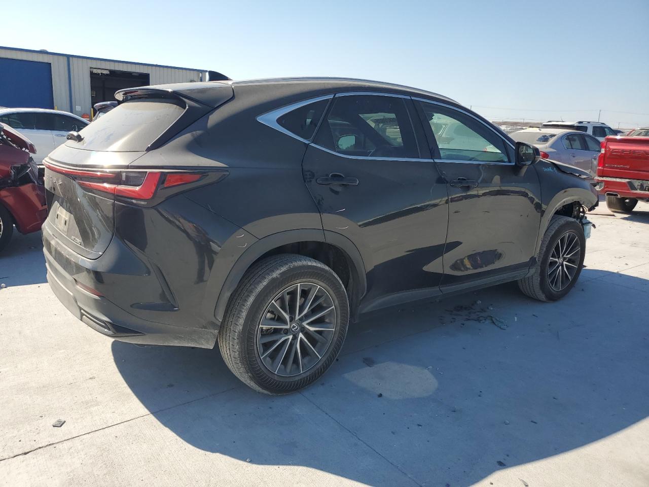 Lexus NX 250 Base Image 8