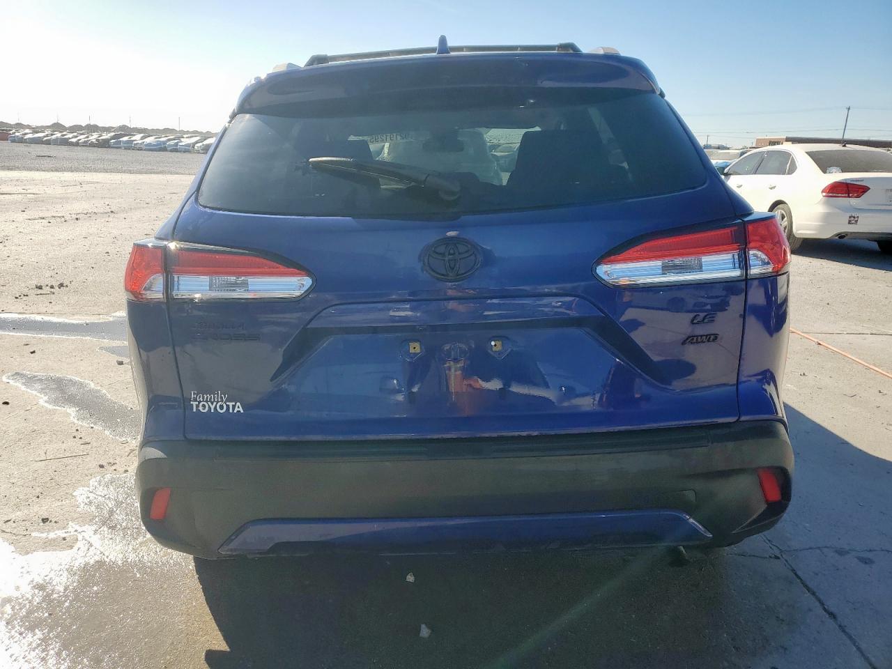 Toyota Corolla Le Image 4