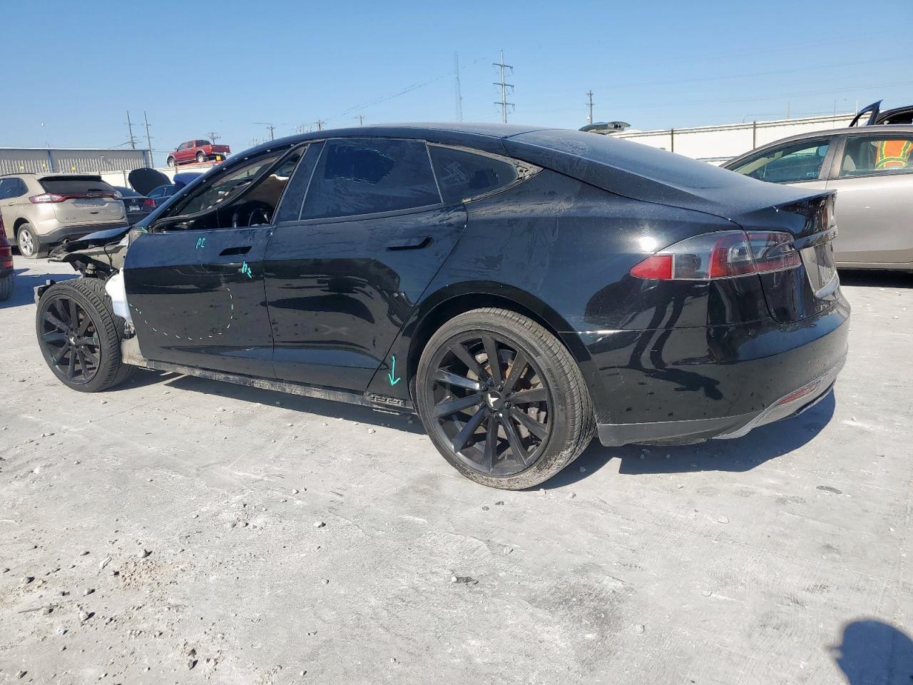 Tesla Model S Image 13