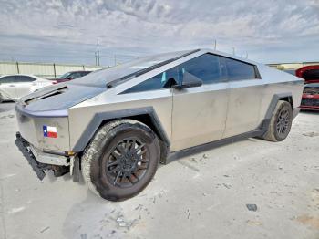  Salvage Tesla Cybertruck