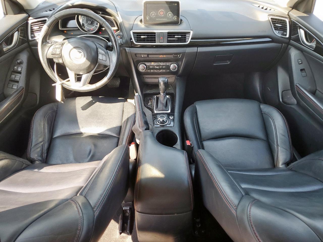 Mazda 3 Grand Touring Image 8