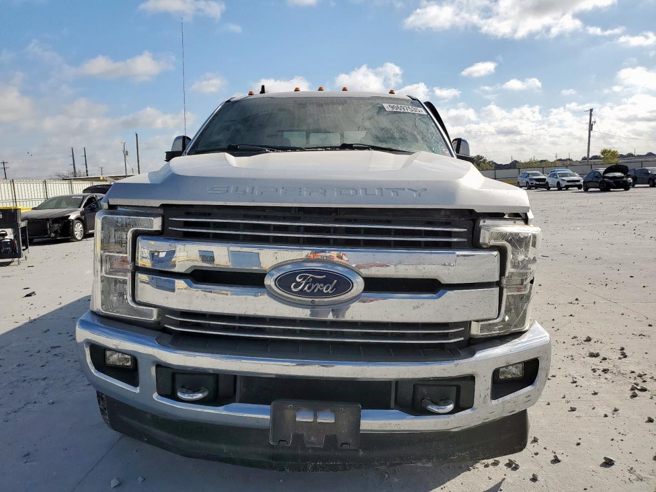 Ford F-350 Super Duty Image 9